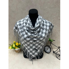 На фото 1 - Платок в клетку из кашемира, мультицвет
