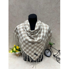 На фото 1 - Платок в клетку из кашемира, мультицвет