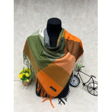 На фото 1 - Платок  из кашемира и шерсти, цвет мультицвет На фото 1 - Платок  из кашемира и шерсти, цвет мультицвет