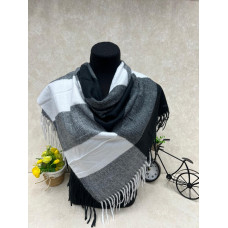 На фото 1 - Платок  из кашемира и шерсти, цвет мультицвет На фото 1 - Платок  из кашемира и шерсти, цвет мультицвет