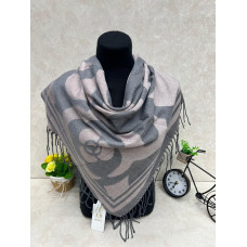 На фото 1 - Платок из кашемира, мультицвет На фото 1 - Платок из кашемира, мультицвет