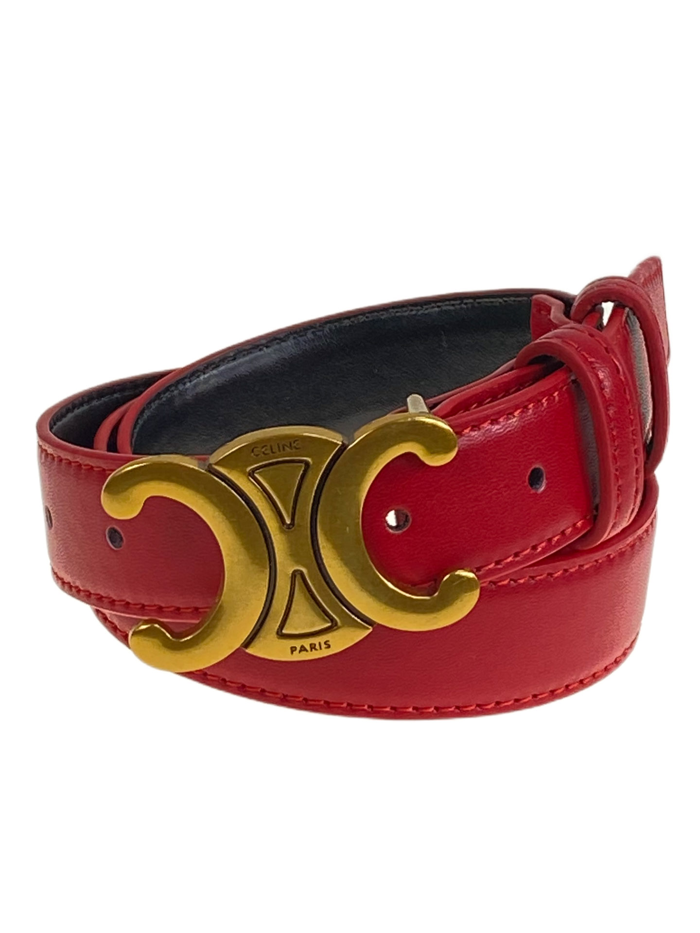 На фото 1 - Ремень женский из искусственной кожи , цвет красный На фото 1 - Ремень женский из искусственной кожи , цвет красный