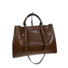 На фото 1 - Женская сумка из натуральной кожи, цвет коричневый На фото 1 - Женская сумка из натуральной кожи, цвет коричневый