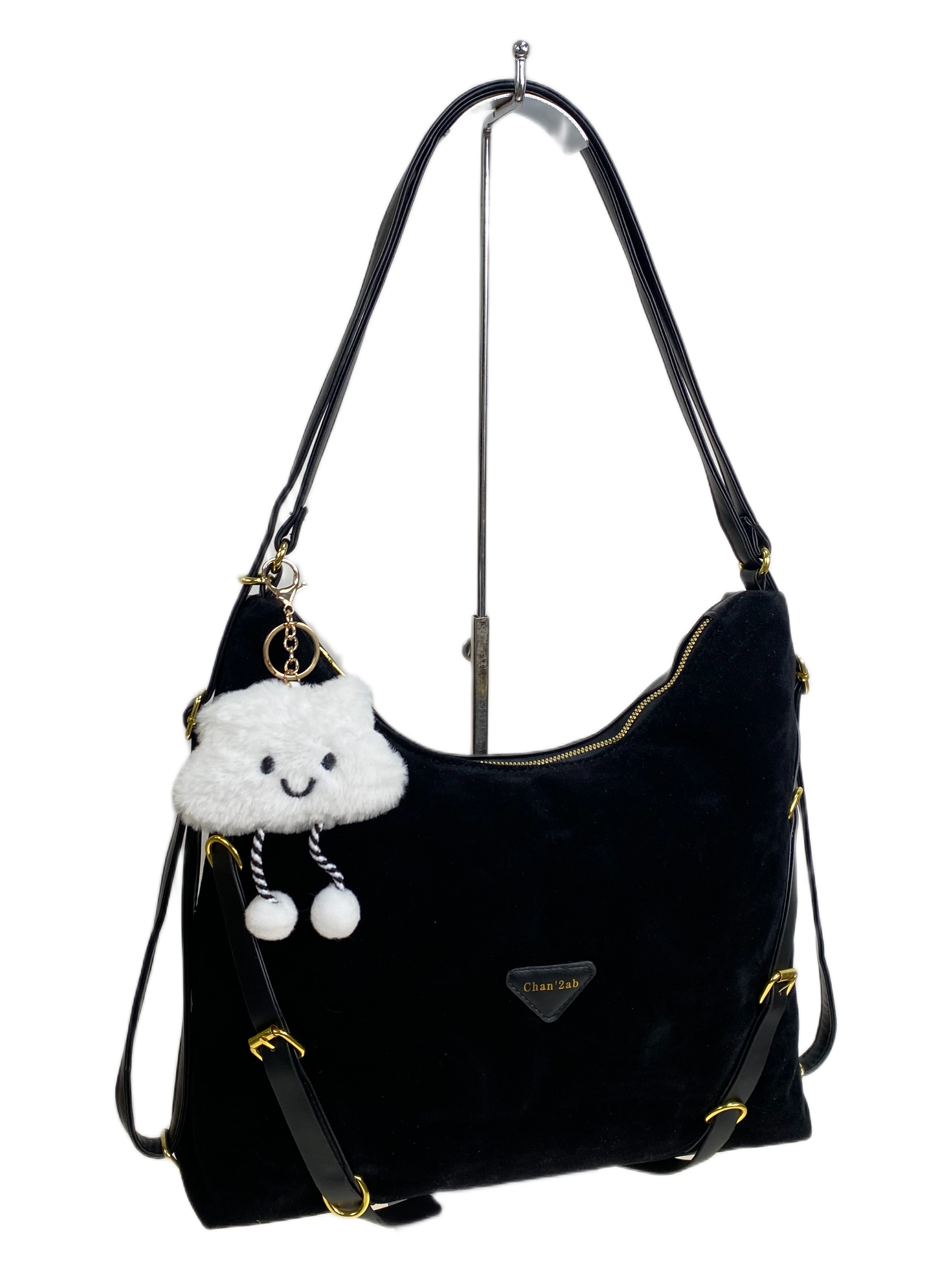 На фото 1 - Женская сумка из искусственной замши, цвет черный На фото 1 - Женская сумка из искусственной замши, цвет черный