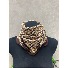 На фото 1 - Платок из хлопка мультицвет На фото 1 - Платок из хлопка мультицвет