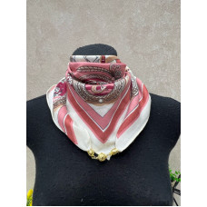 На фото 1 - Платок из хлопка мультицвет На фото 1 - Платок из хлопка мультицвет