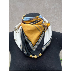 На фото 1 - Платок из хлопка мультицвет На фото 1 - Платок из хлопка мультицвет