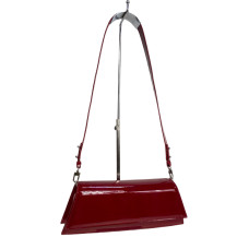 На фото 1 - Женская сумка из натуральной кожи, цвет  красный