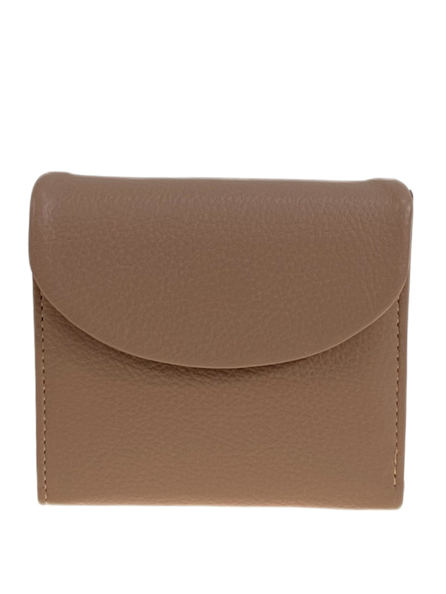 На фото 1 - Женское портмоне из натуральной кожи, цвет бежевый На фото 1 - Женское портмоне из натуральной кожи, цвет бежевый