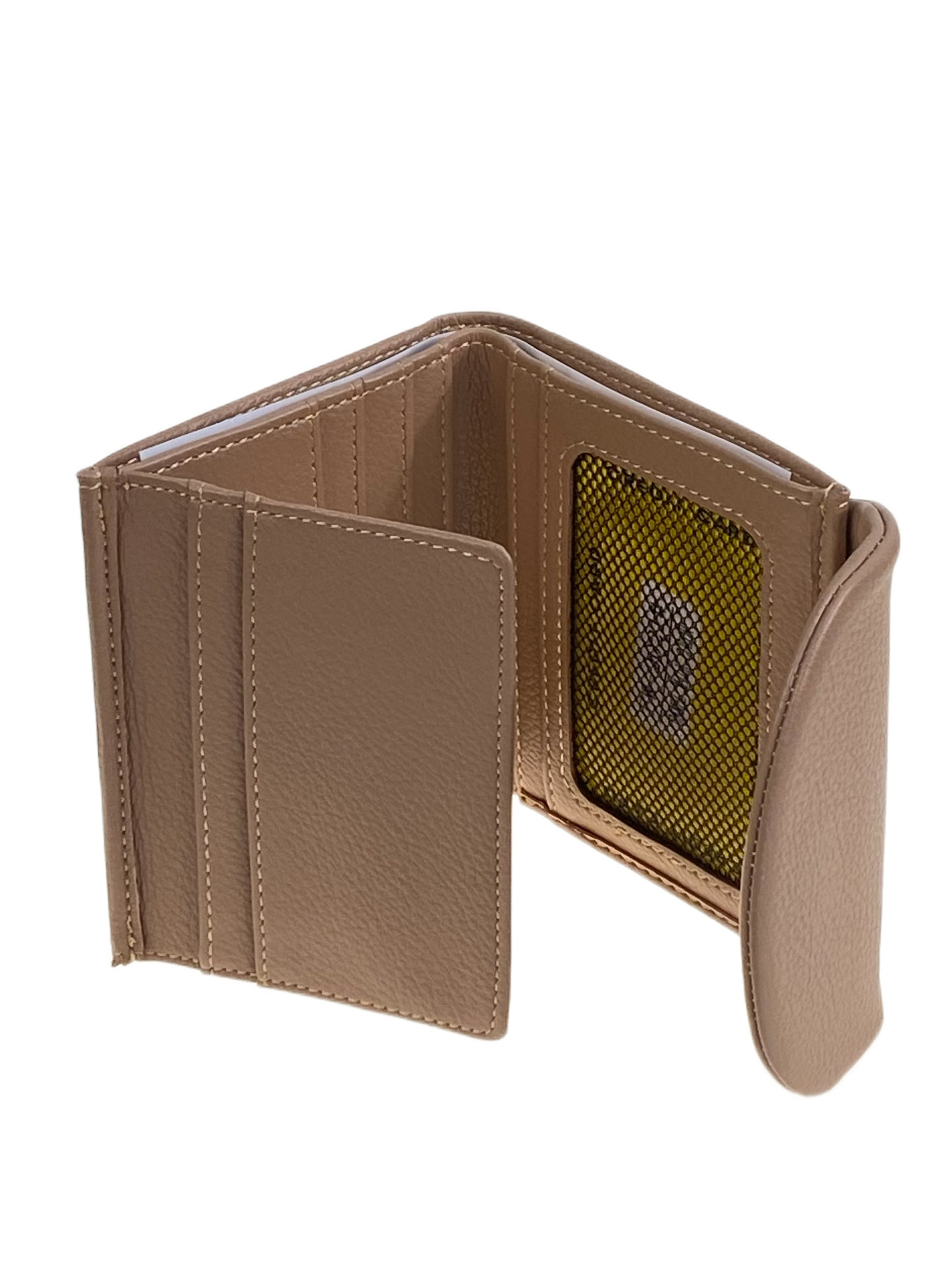 На фото 2 - Женское портмоне из натуральной кожи, цвет бежевый На фото 2 - Женское портмоне из натуральной кожи, цвет бежевый