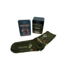 На фото 1 - Набор мужских носков в коробке