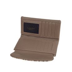 На фото 2 -  Женское портмоне из искусственной кожи, цвет хаки